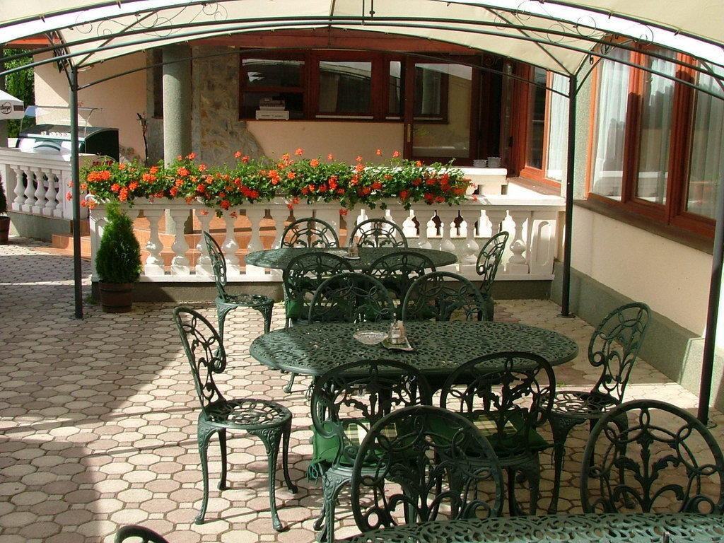 Erdőgyöngye Étterem és Panzió Zalaegerszeg Exterior foto